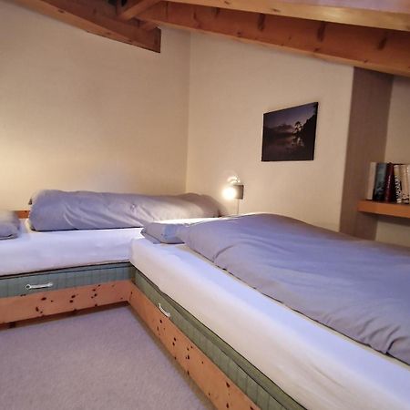 Appartamento Chesa Bellaval, Haus La Vuolp 2-Zimmer-Dachwohung Silvaplana Esterno foto