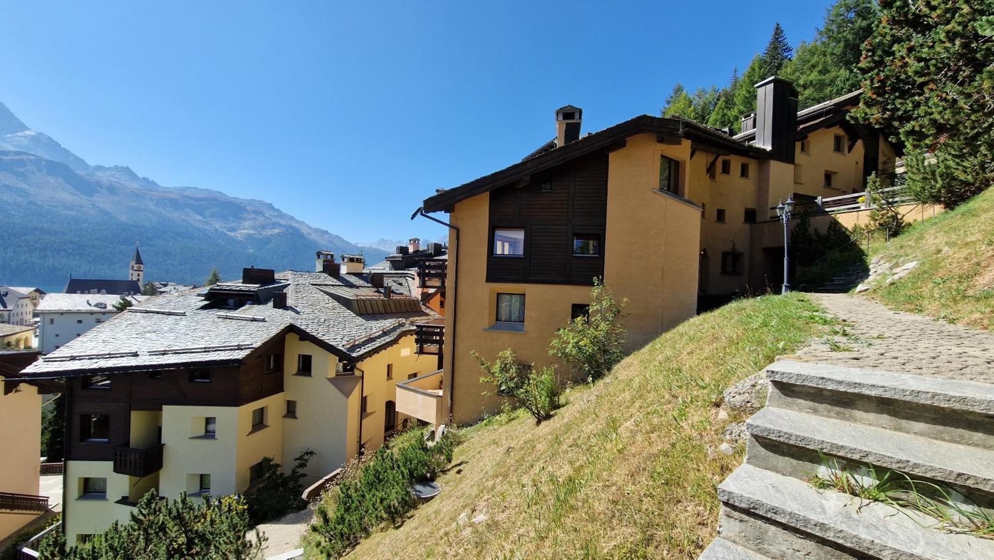 Appartamento Chesa Bellaval, Haus La Vuolp 2-Zimmer-Dachwohung Silvaplana Esterno foto