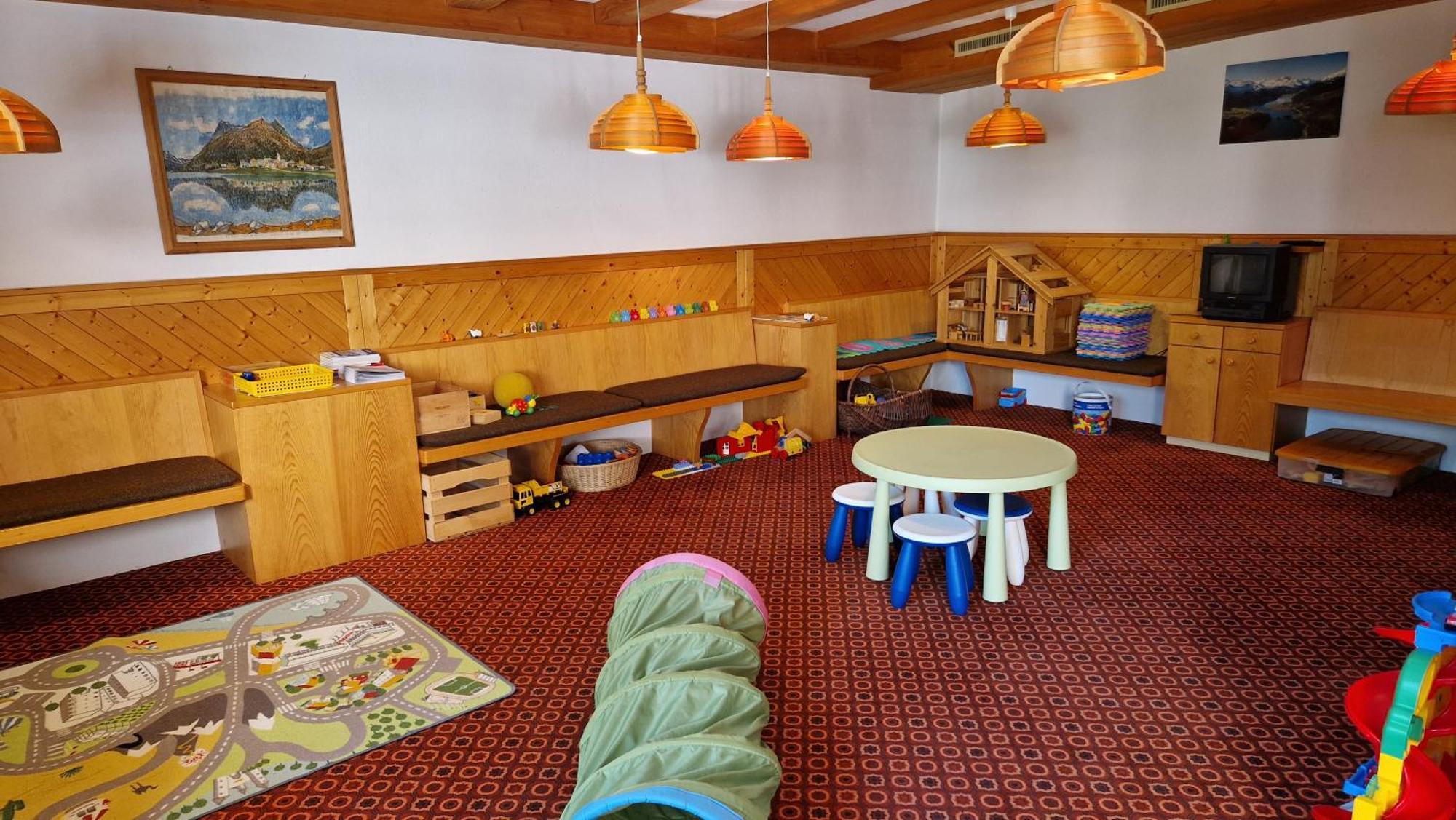 Appartamento Chesa Bellaval, Haus La Vuolp 2-Zimmer-Dachwohung Silvaplana Esterno foto